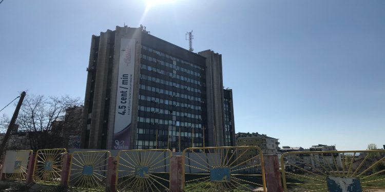 Shkarkohet kryeshefi i Postës së Kosovës