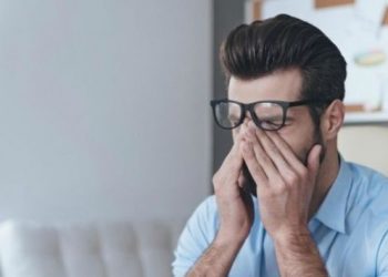 Disa mënyra që mund të përdorni për të shmangur problemet me shikimin