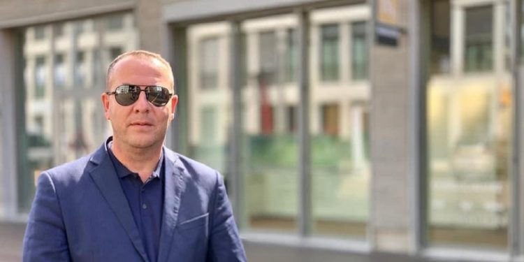 Berisha-Kurtit: Ndali “zagartë”