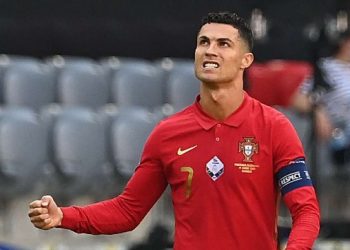 Pele për Ronaldon: Bëj tifo për ty