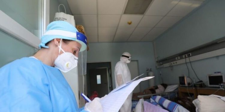SHSKUK: 50 pacientë me oksigjeno-terapi, në gjendje të rëndë shëndetësore 3 pacientë