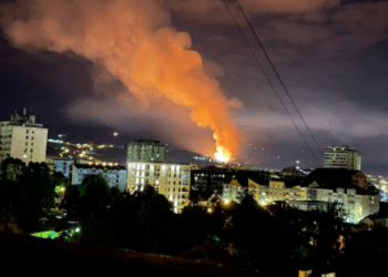Shpërthime të njëpasnjëshme në një fabrikë municionesh në Serbi