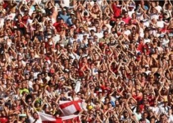 Tifozët e Anglisë dhe Skocisë rrihen mes vete