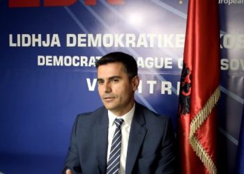 Kandidati i LDK-së për Prishtinën tha se është apartiak, ja si e komenton Xhafer Tahiri