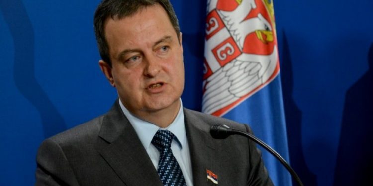 Frika se Greqia do ta njohë Kosovën, Daçiqi i drejtohet Athinës me një kërcënim