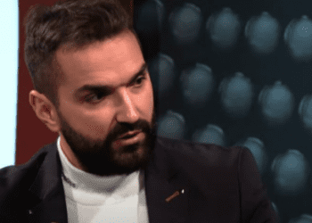 “I dërguari i Allahut”, Hoxha komenton deklaratat e Nazit