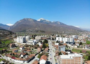 Komuna e Deçanit ndanë 5.000 euro për të prekurit nga helmimi