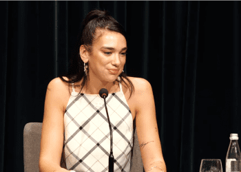 Dua Lipa: Ndoshta mund të realizojë një këngë të vjetër shqipe