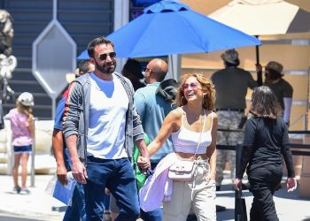 Lopez flet për lidhjen me Affleck: Jam jashtëzakonisht e lumtur