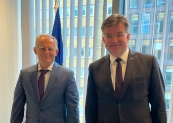 Lajçak në takim me Bislimin, u bisedua për dialogun Kosovë – Serbi