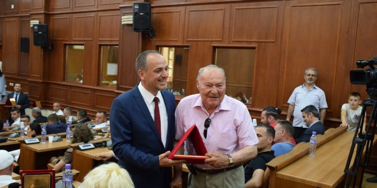 Vdes artisti i njohur nga Prizreni, Zef Toçi