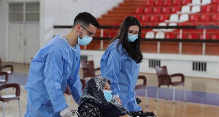 MSH-ja kërkon të regjistrohen për vaksinim edhe personat me aftësi të kufizuara