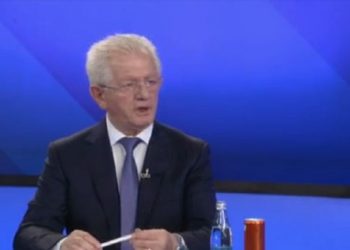 Hyseni për dialogun: Është një teatër që po bëhet ekskluzivisht për konsum të brendshëm