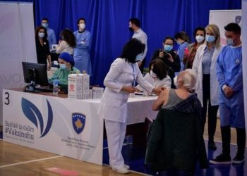 Mbi 137 mijë qytetarë kosovar u vaksinuan me dozën e 2-të të vaksinës anti-Covid