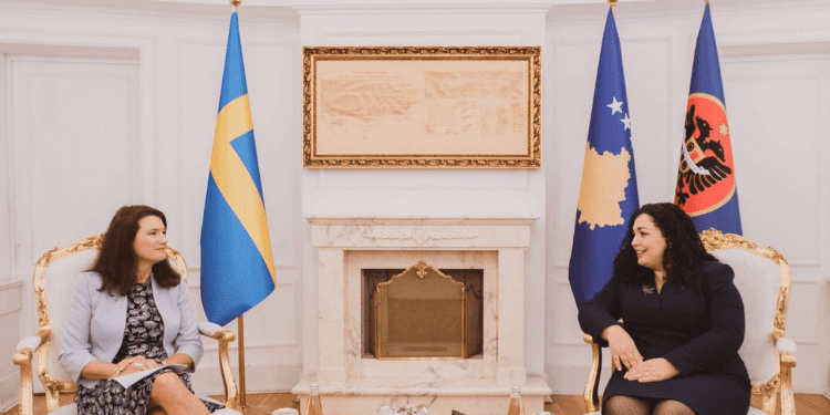 Osmani priti në takim kryesuesen e OSBE-së, u bisedua për bashkëpunim