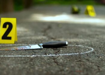 Italiani vret shqiptarin duke e goditur me thikë në bark