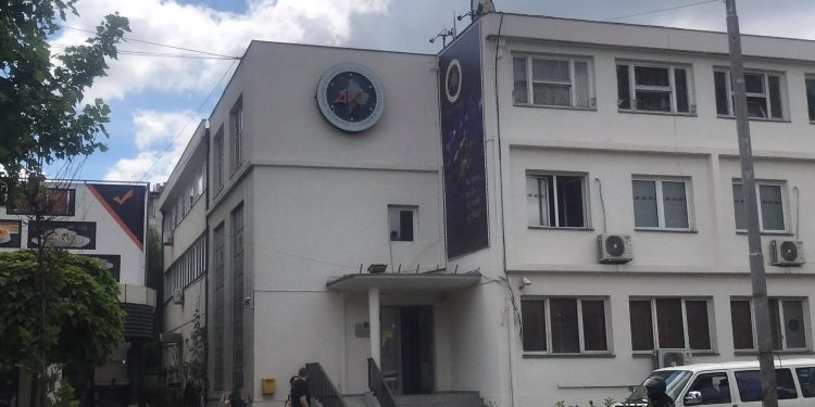 Deri më tani AAK-ja ka zyrtarizuar 18 kandidat për kryetar të komunave