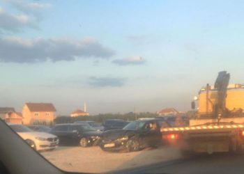 Aksident në Radavc, një person humbë jetën dhe 7 të tjerë mbesin të lënduar