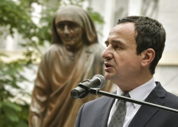 Kurti për Nënën Terezë: Ajo arriti që të kapërcej pragun e tokës shqiptare