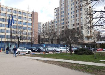 Në fund të muajit pritet të kthehen në Kosovë 12 ambasadorët e shkarkuar