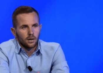 Iu refuzohet viza, djali i Gucatit: Kurti është i pari i shtetit dhe i takon t’i mbrojë qytetarët