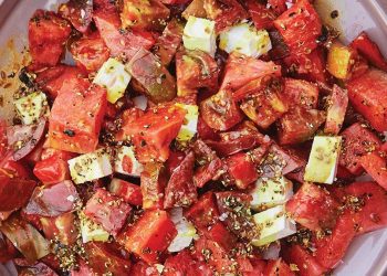 Sallatë vere me domate dhe shalqi