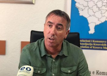 Komunat do të ndihmojnë financiarisht ministrinë e Shëndetësisë në rritje të stafit për vaksinim