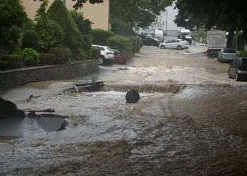 Në Gjermani hapen hetimet për 2 zyrtarë për vrasje pas vërshimeve