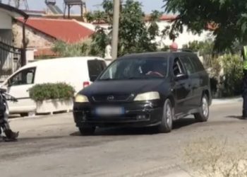 Aksident trafiku në Fier, vetura drejtohet nga 16 vjeçari