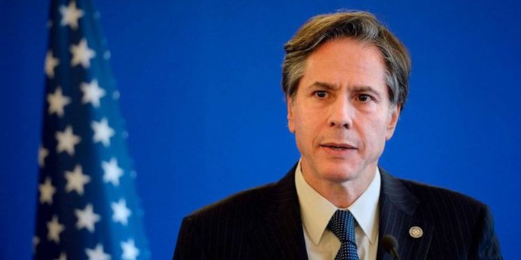 Blinken tregon për biseden rreth afganëve me Kurtin