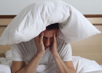 3 mënyra për të fjetur mirë kudo që të shkoni