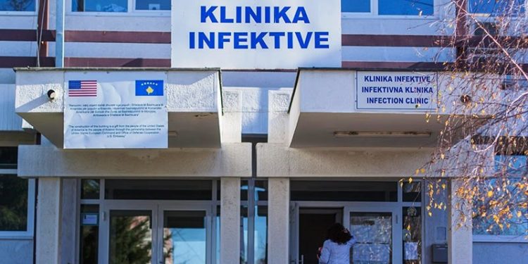 Dyshohet për helmim në masë në fshatin Trudë