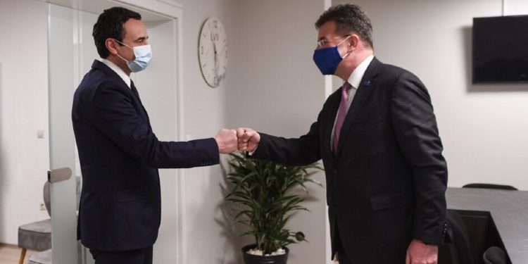 Kurti në takim me Lajçak: E ripohova angazhimin e Kosovës për fqinjësi të mirë