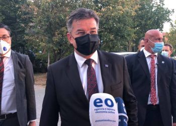 Lajçak pas takimit: Nuk kam biseduar me Kurtin për hapjen e arkivave të Kosovës