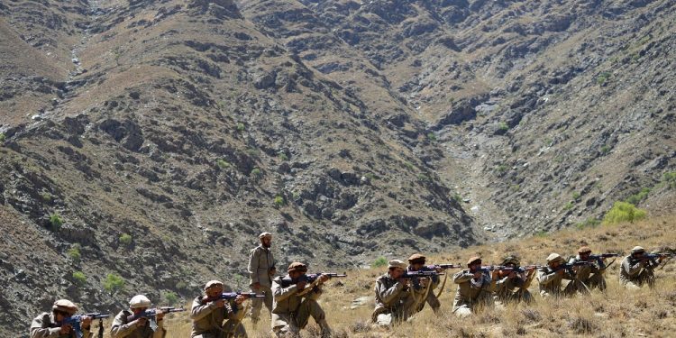 Talebanët kanë vrarë të paktën 20 civilë afganë në Panjshir