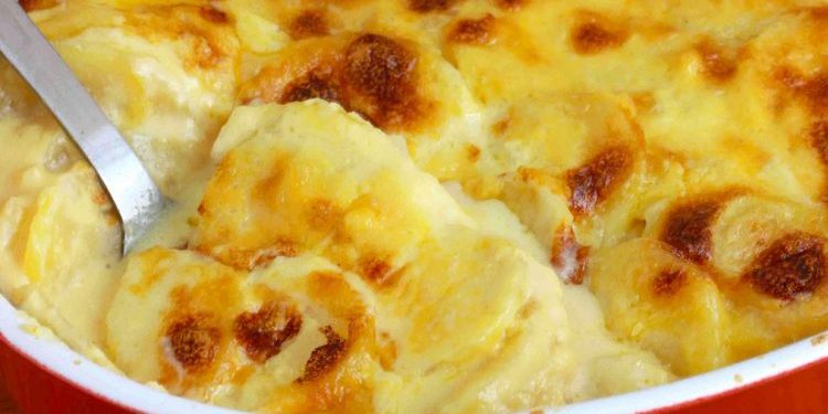 Patate të pjekura me krem qumështi