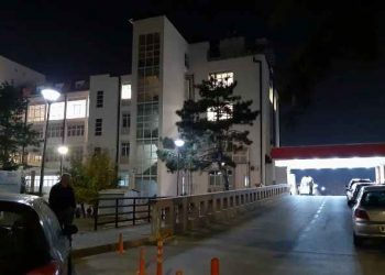 Policia nuk kursen zonën afër QKUK-së, kontrolla të rrepta!