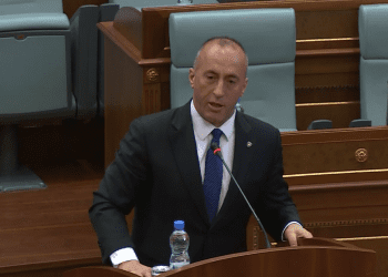 Haradinaj-Kurtit për gazsjellësin: A po rrezikon Kosova të humbë 200 milionë dollarë me këto vonesa?