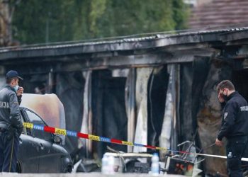 Tragjedia në Tetovë, partitë politike në Maqedoni të Veriut pezullojnë aktivitetet për zgjedhjet