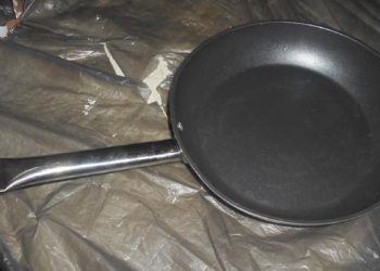 Stafi i Burgut të Dubravës zbulon drogën në bisht të tiganit