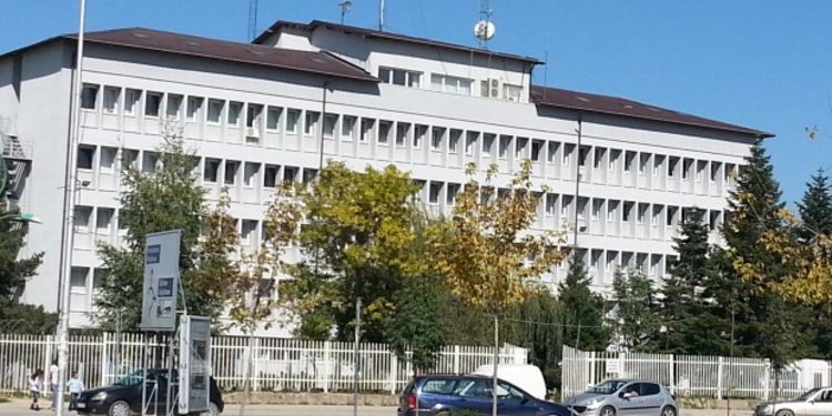 Lypësi nga Ferizaji dënohet me 500 euro dhe nuk e ndalon aktivitetin