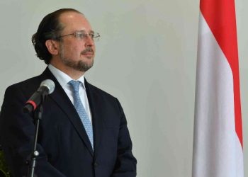 Bën betimin kancelari i ri i Austrisë