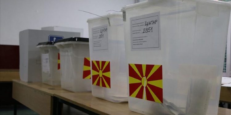 Maqedoni e Veriut, disa vendvotime nuk do të mbyllen në orën 19:00