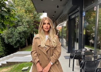 Leonora Jakupit i jepet mirënjohja “Nderi i Mërgatës Shqiptare”