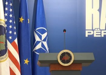 Votat e diasporës, reagon AAK-ja, dega në Junik