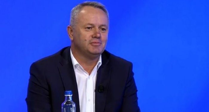 Kandidati i AAK-së për kryetar të Junikut, Agron Kuçi, jep dorëheqje