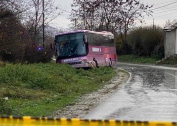 Largohet autobusi nga vendi i ngjarjes tragjike në Deçan