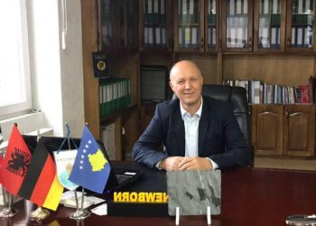 Kryetari i Kaçanikut shpreh ngushëllime për të riun që ra në humnerë në Prevallë