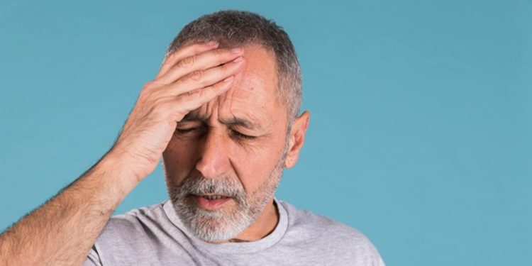 Përse shtohen dhimbjet e kokës në vjeshtë?