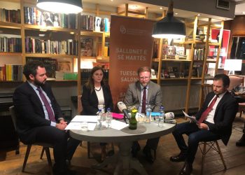 Abazi nuk e konsideron të vonuar mosemërimin e ambasadorëve